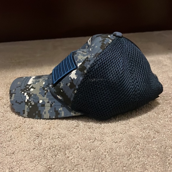 Blue digi camo Velcro hat - Picture 5 of 6